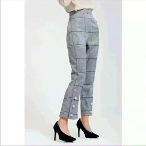 NEW! J.O.A. Plaid Cropped Pants with Pearls